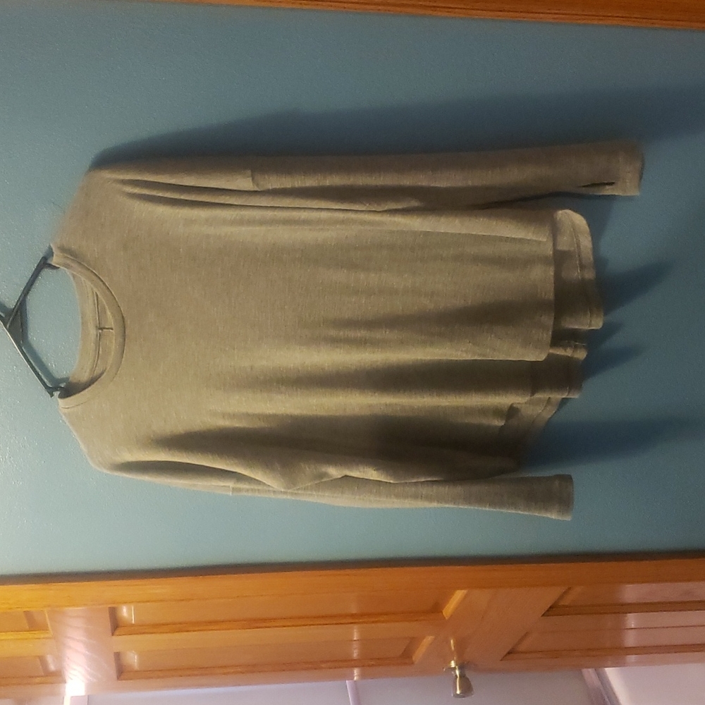Grey aerie top long aleeve
